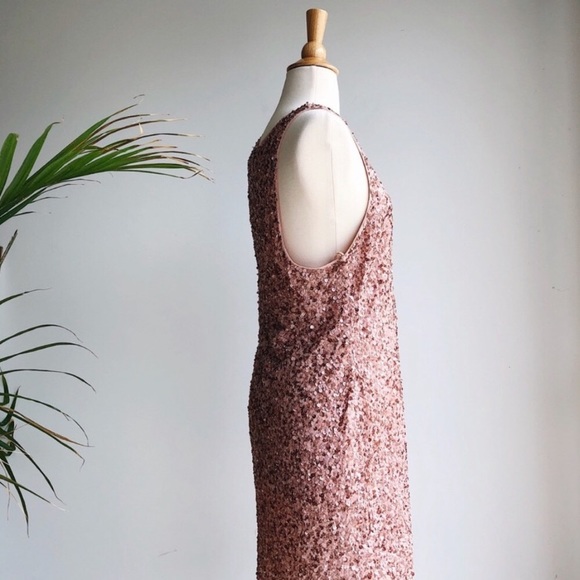 ALICE + OLIVIA Kendra Sequined & Beaded Racerback Dress - Picture 4 of 10